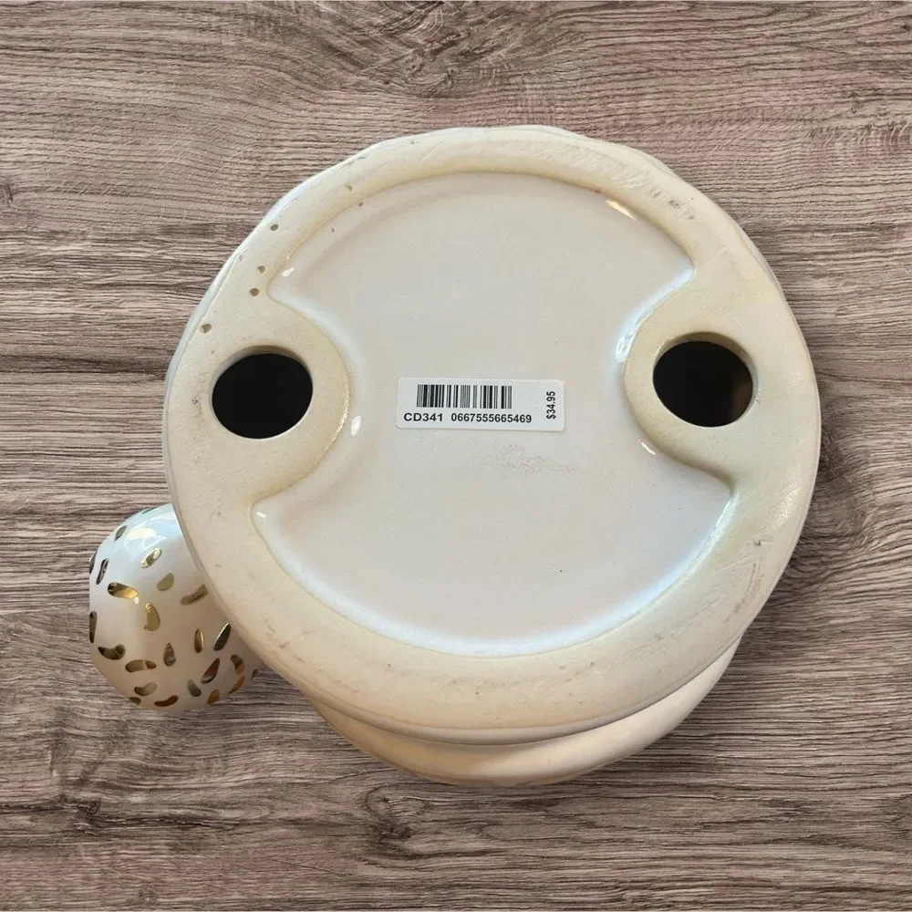 BATH & BODY WORKS CERAMIC SANTA PEDESTAL 3-WICK CANDLE HOLDER, RETIRED NWT - Picture 4 of 4